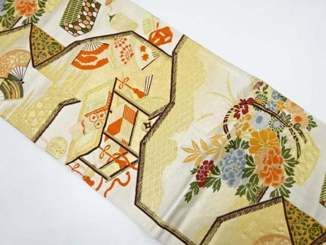 屏風に花籠・扇模様織り出し　袋帯